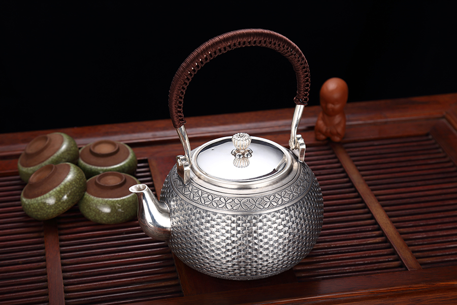 生活用品银壶拍摄：与钱生生合作案例