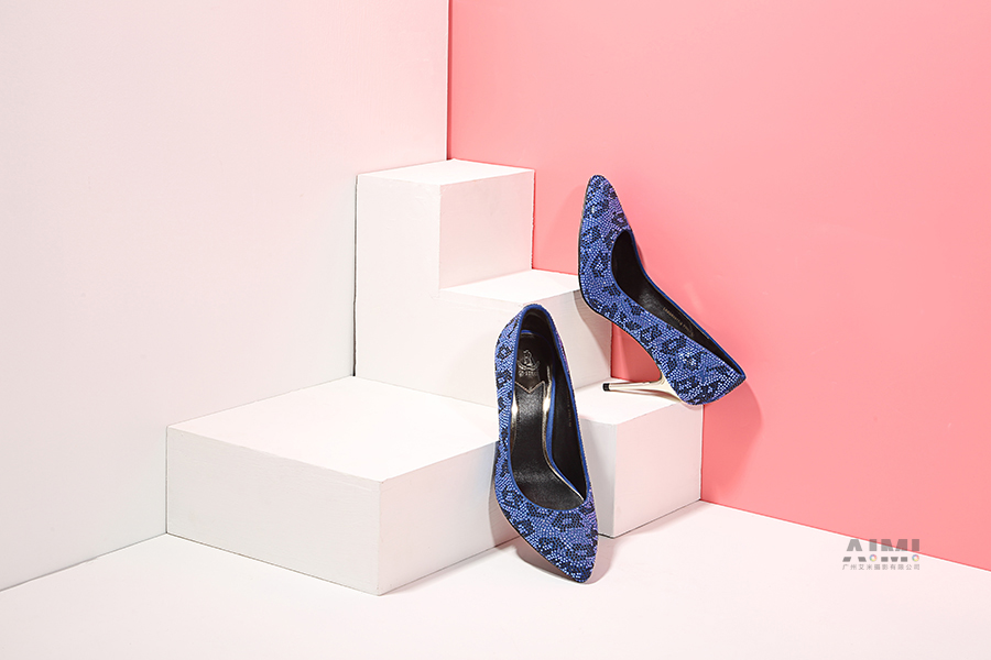 女鞋场景定制拍摄：与LR．BEFAY/左右缤纷合作案例