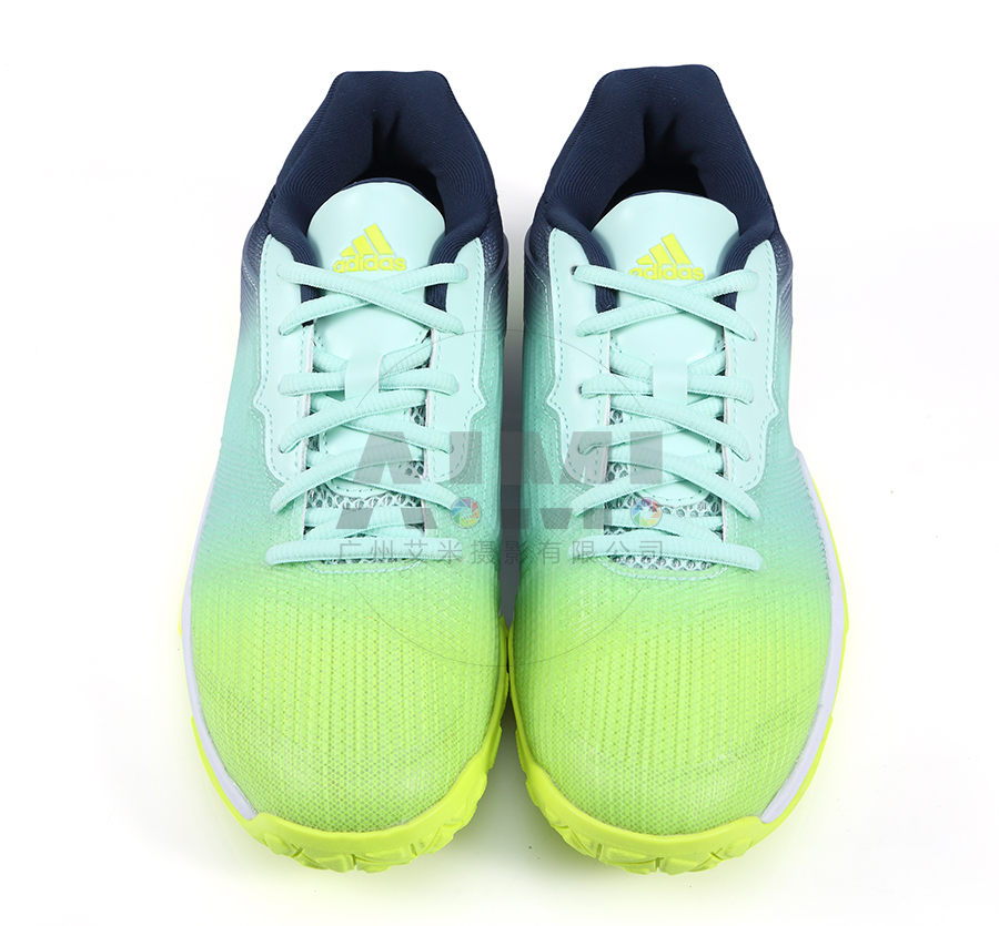 Shoe Photography:与阿迪达斯合作案例