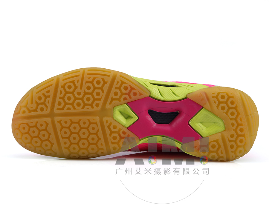 Shoe Photography:与阿迪达斯合作案例