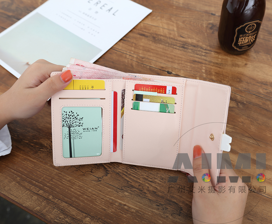 钱包拍摄女钱包 模特场景拍摄