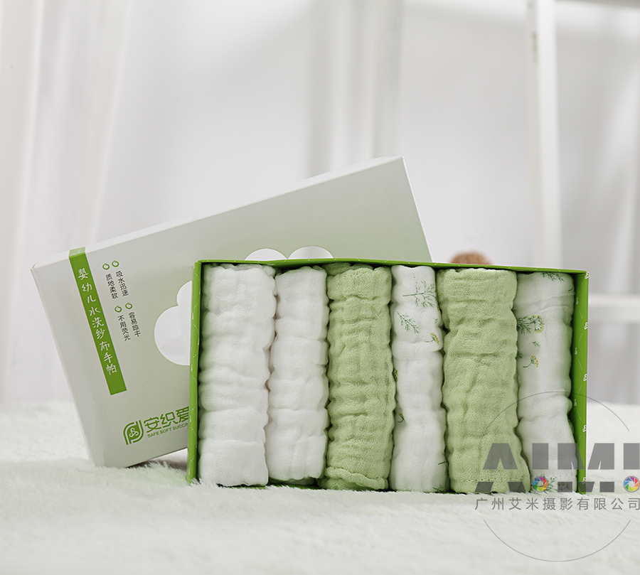 婴儿小方巾场景拍摄：与安织爱合作案例