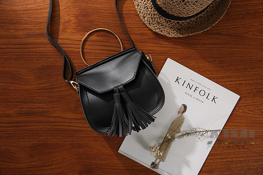 女钱包场景拍摄女包拍照