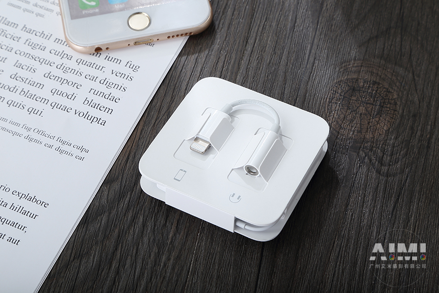 耳机拍照:与iPhone耳机合作案例