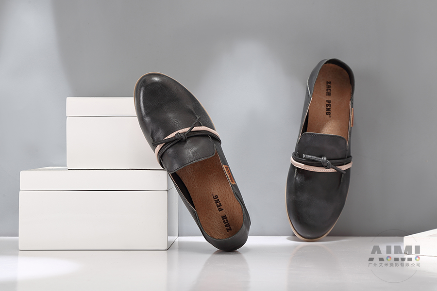 豆豆鞋，拍摄<a href=https://www.airmie.cn/shijuesheying/chanpinsheying/xiezi/ target=_blank class=infotextkey>女鞋拍摄</a>