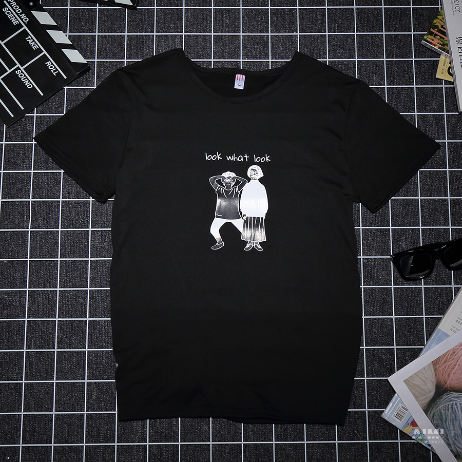 女款T恤平铺拍摄 女款T恤场景拍摄