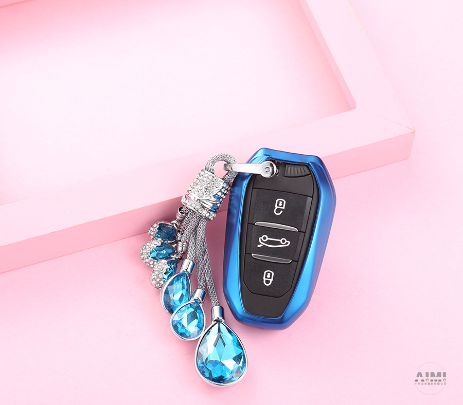 汽车钥匙包静物 拍照钥匙包场景 拍摄钥匙包摄影