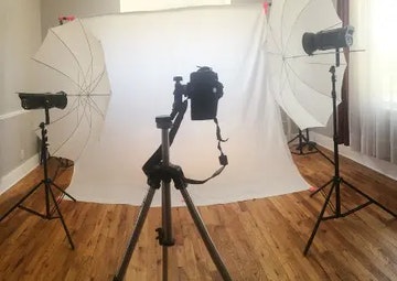 使用真人模特创建专业服装产品照片的 7 个简单步骤