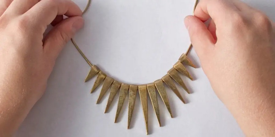 <a href=https://www.airmie.cn/shijuesheying/chanpinsheying/shipinpaishe/2485.html target=_blank class=infotextkey>珠宝拍摄</a>常见 错误及如何避免