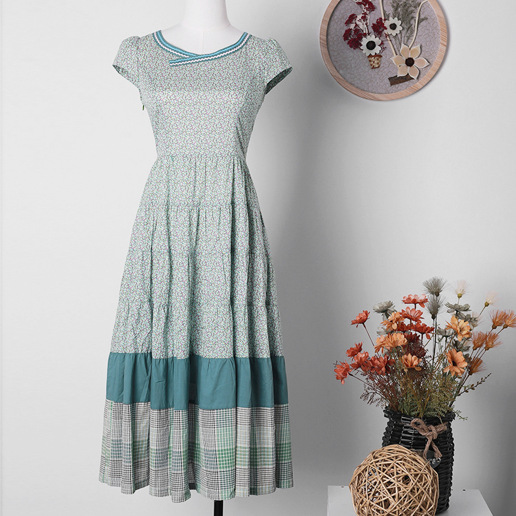 电商<a href=https://www.airmie.cn/shijuesheying/fuzhuang/ target=_blank class=infotextkey>服装拍摄</a>价格是怎么得出的